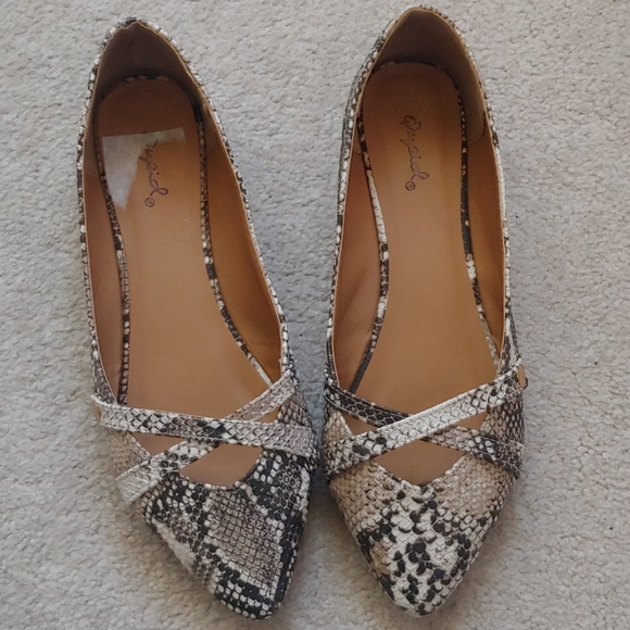 Shoes - Qupid Snake Print Flats